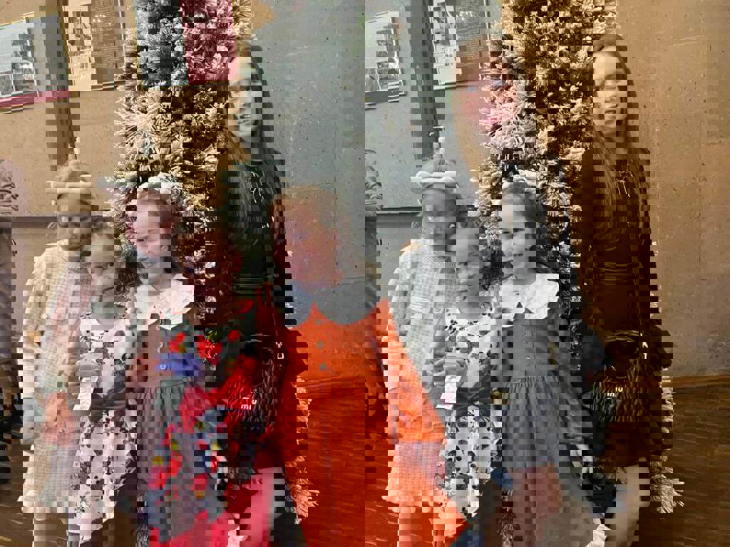 5280678324004916235 (1)